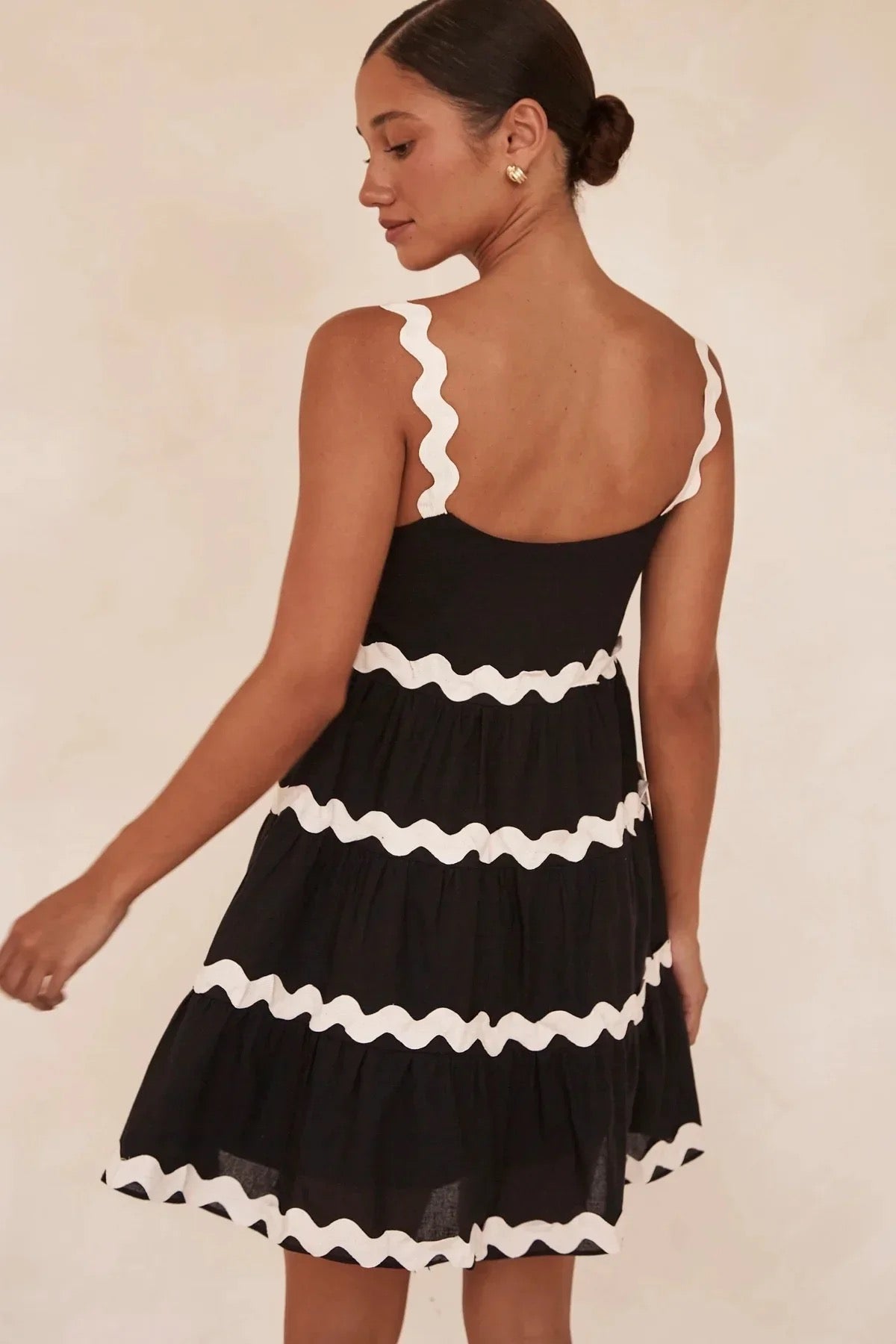 Coya Statement Holiday Dress In Black