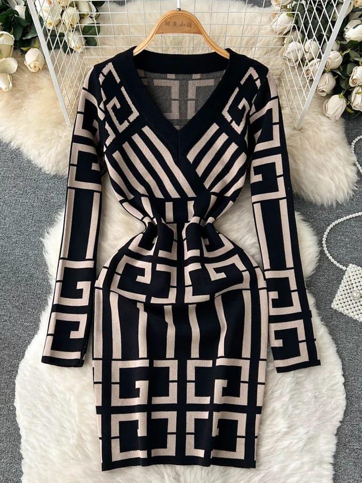 Hilda Statement Dress In Black