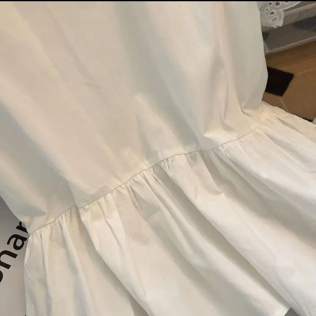 Alma Statement Summer Ruffled Top In White