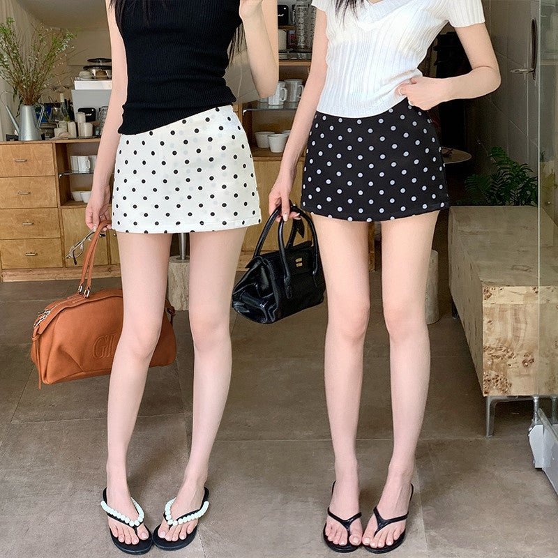 Embla Polka Skorts