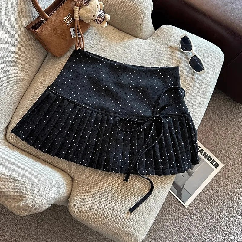 Billie Pleats Bow Polka Skorts
