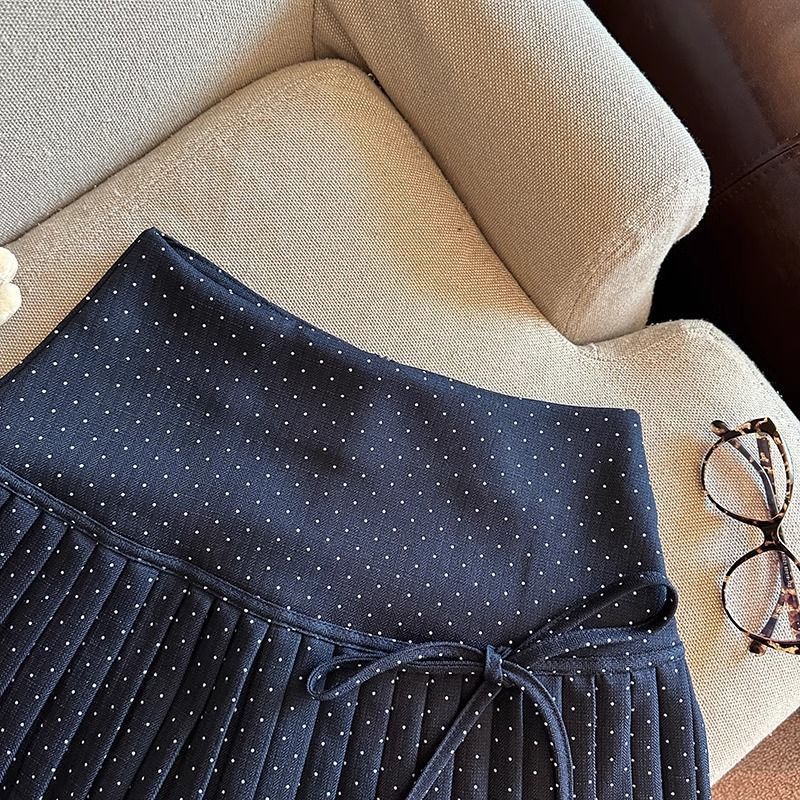 Billie Pleats Bow Polka Skorts
