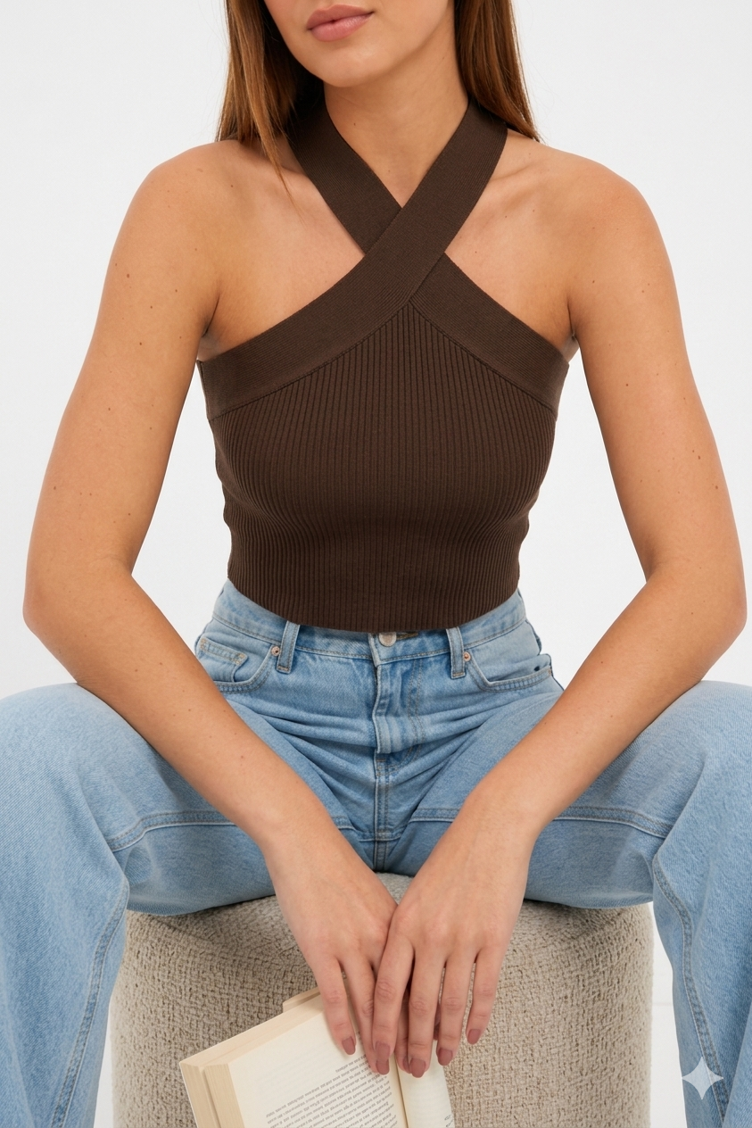 Monilo Halterneck Crop Top