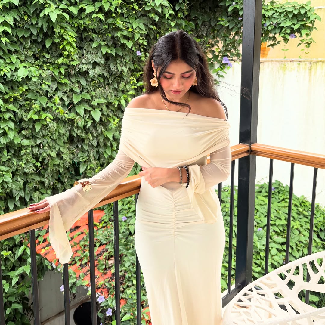 Saya Luxe Bodycon Maxi Dress