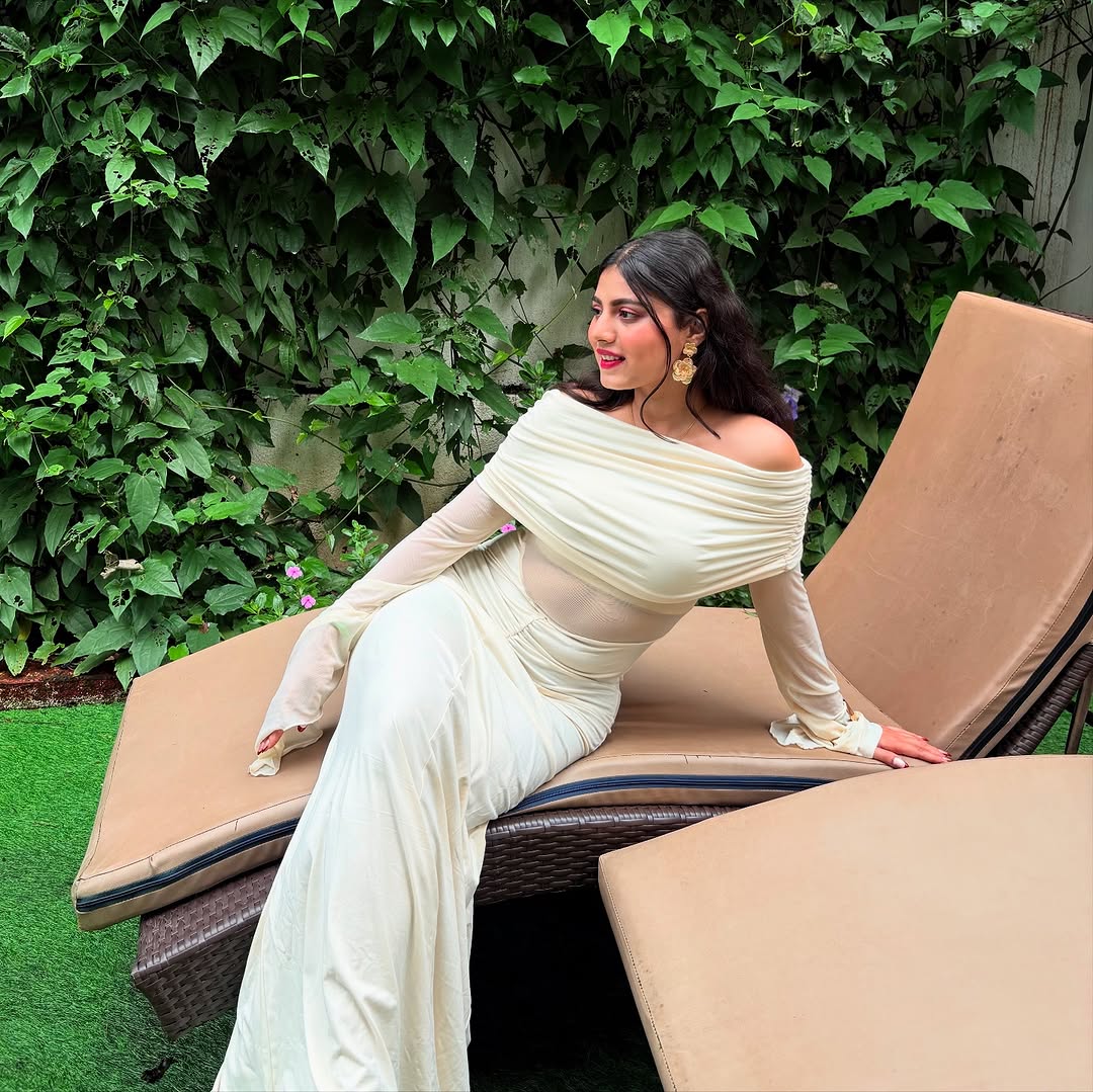 Saya Luxe Bodycon Maxi Dress