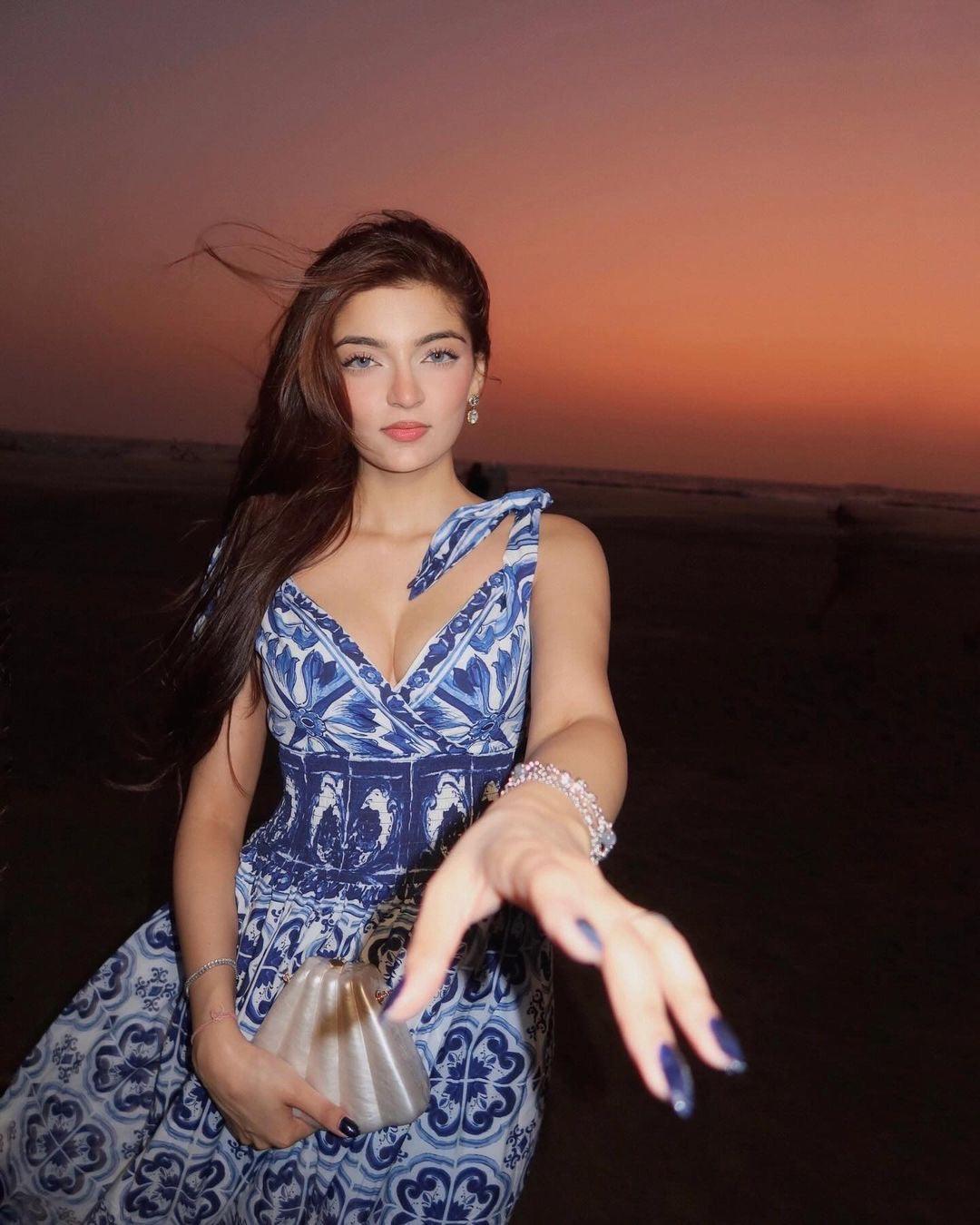 Wester Porcelain Print Maxi Dress In Blue