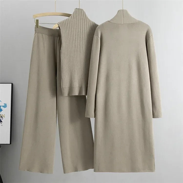 Aubrey Luxe Winter Coord Set with Cape In Grey