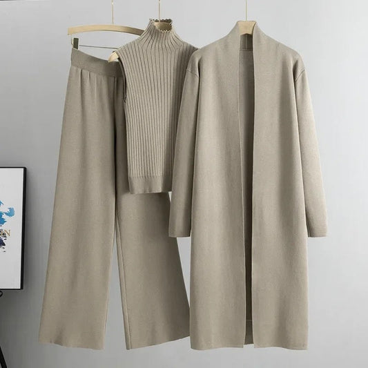 Aubrey Luxe Winter Coord Set with Cape In Grey