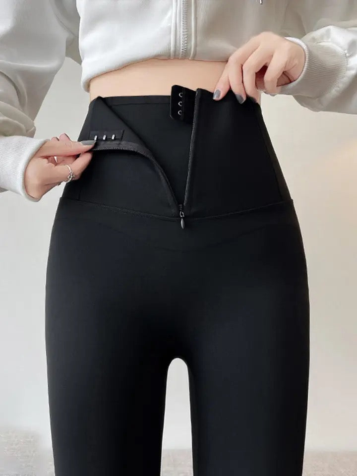 Martha Slimming Premium Fleece Leggings with Buttons In Grey