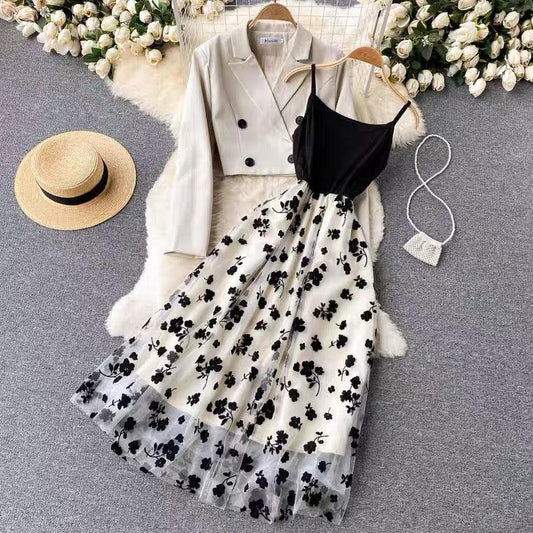 Bailey Coord Set In Beige