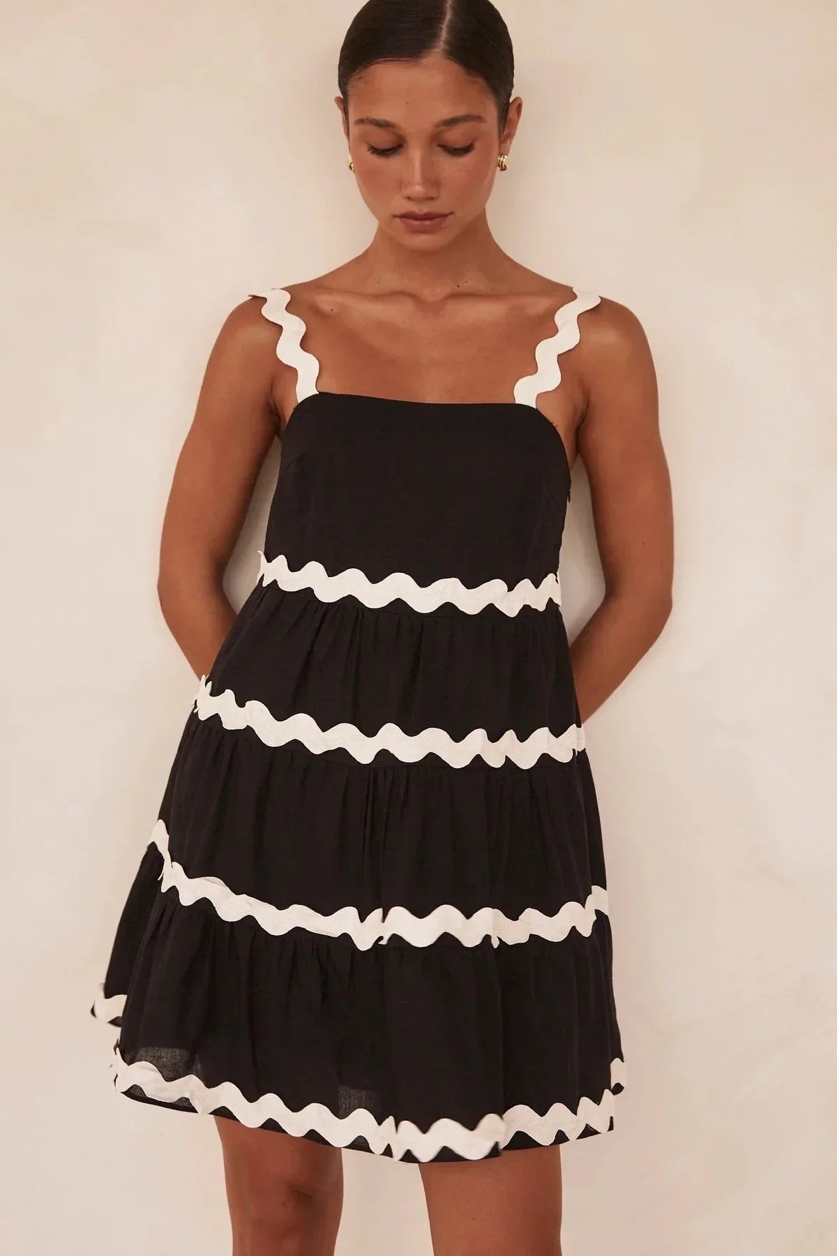 Coya Statement Holiday Dress In Black