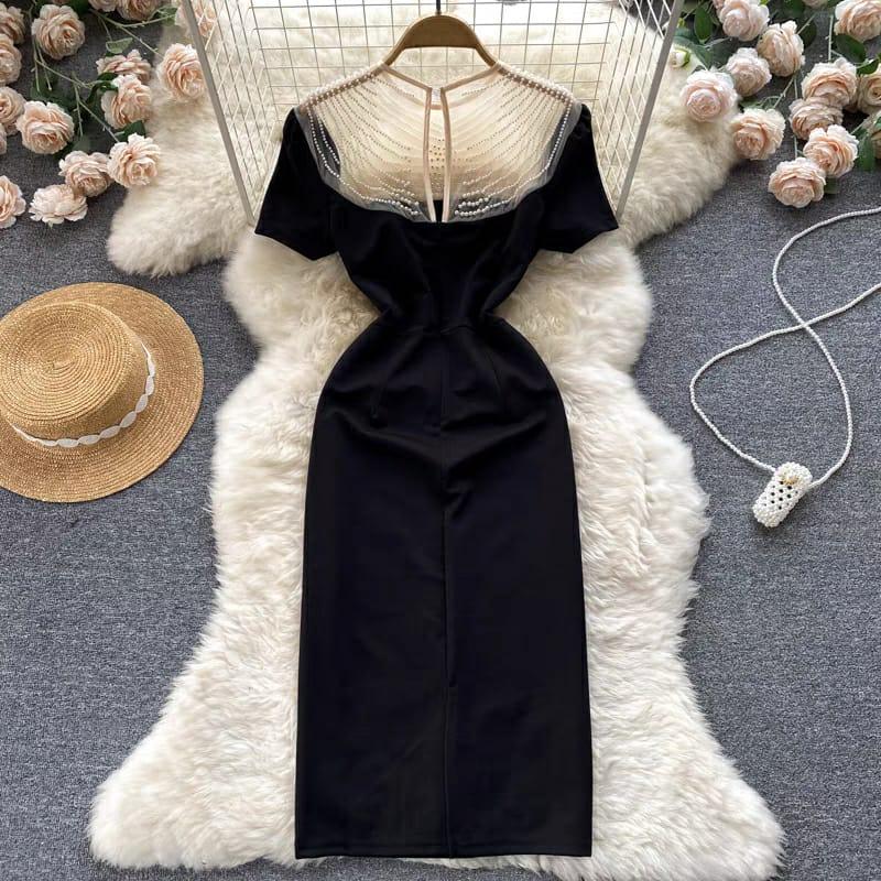 Delsa Statement Dress In Black