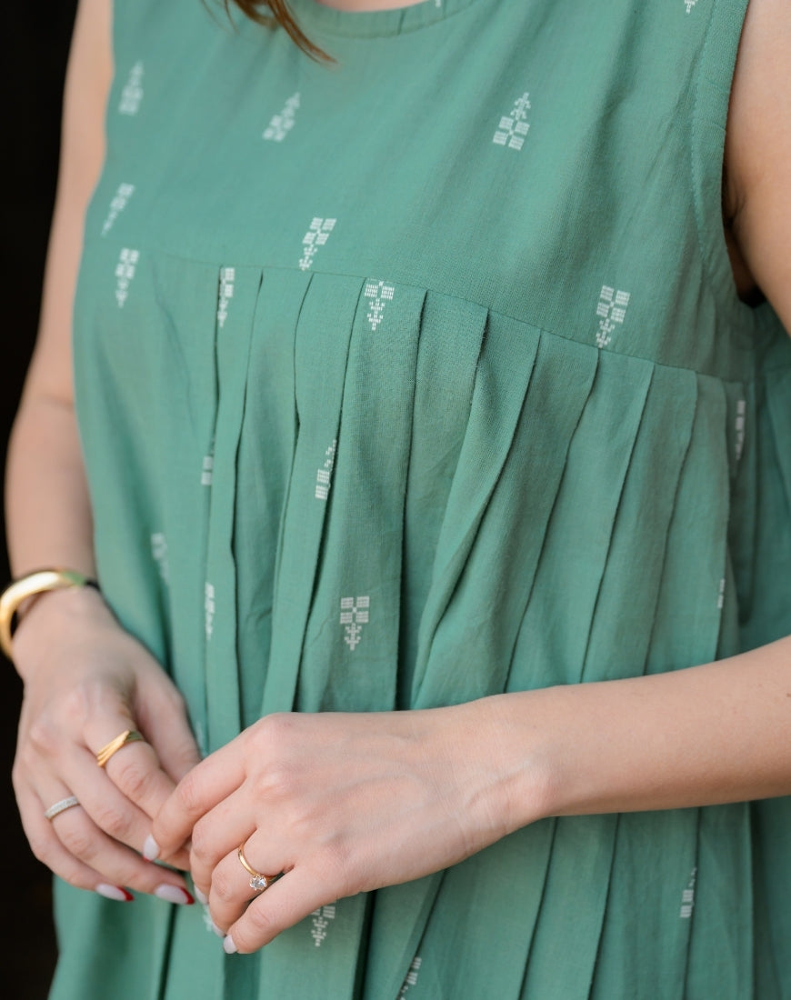 Elf Green Top