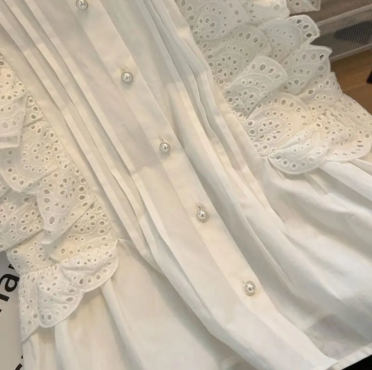Alma Statement Summer Ruffled Top In White