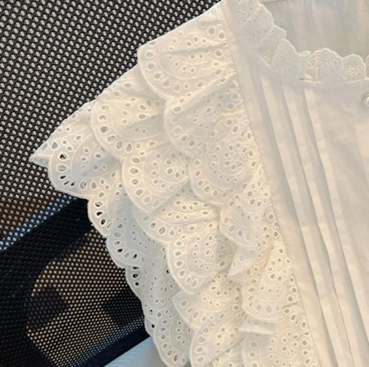 Alma Statement Summer Ruffled Top In White