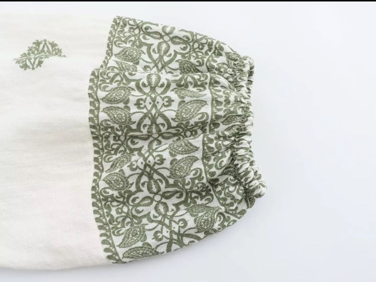 Bella Cotton Summer Top In Off-White