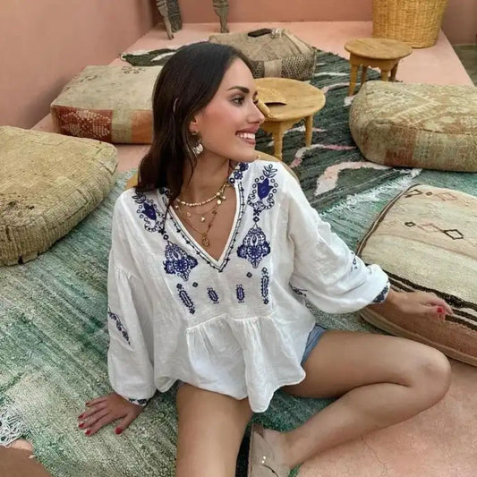 Ari Embroidered Summer Top In White