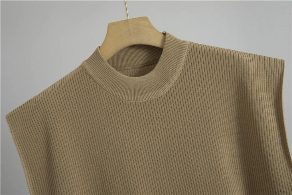 Addison Ribbed Coord Set In Brown