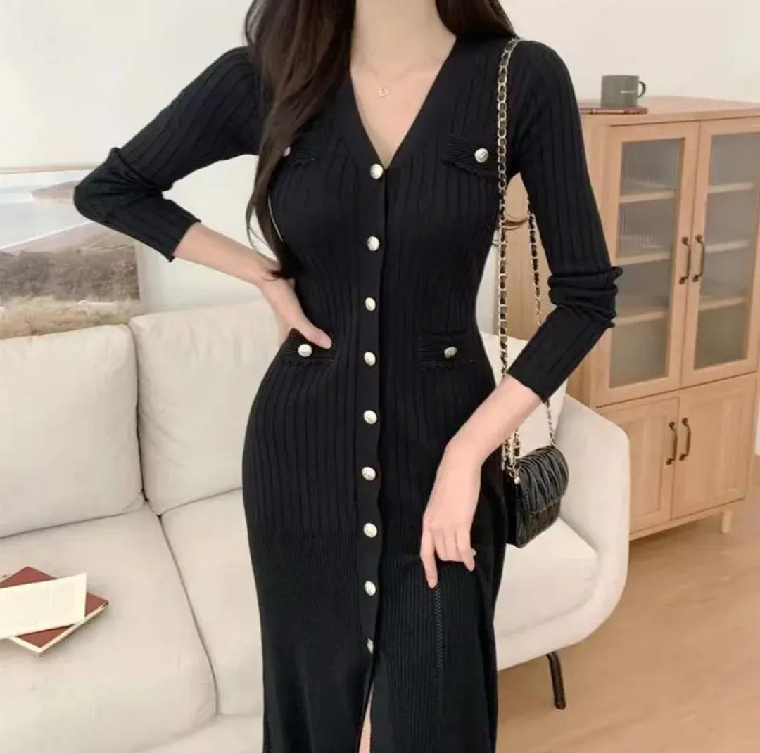 Sarah Luxe Soft Knit Dress In Black