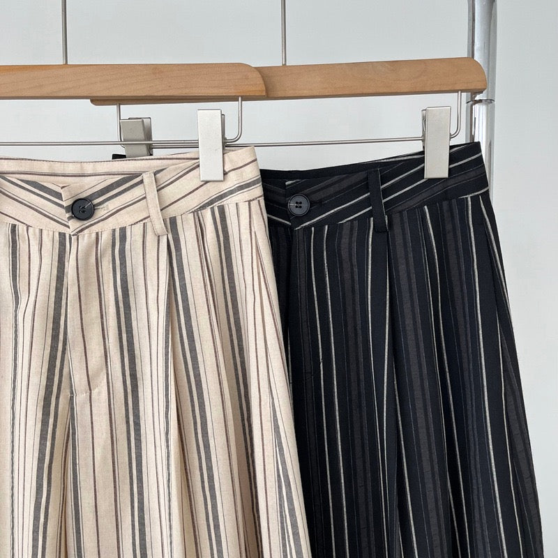 Elon Statement Striped Pants In Black