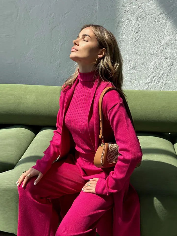 Aubrey Luxe Winter Coord Set with Cape In Pink