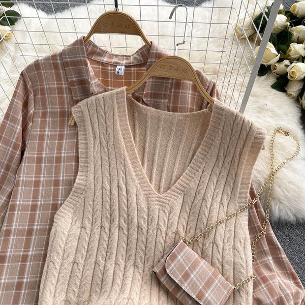 Jasmine Three Piece Set In Rust
