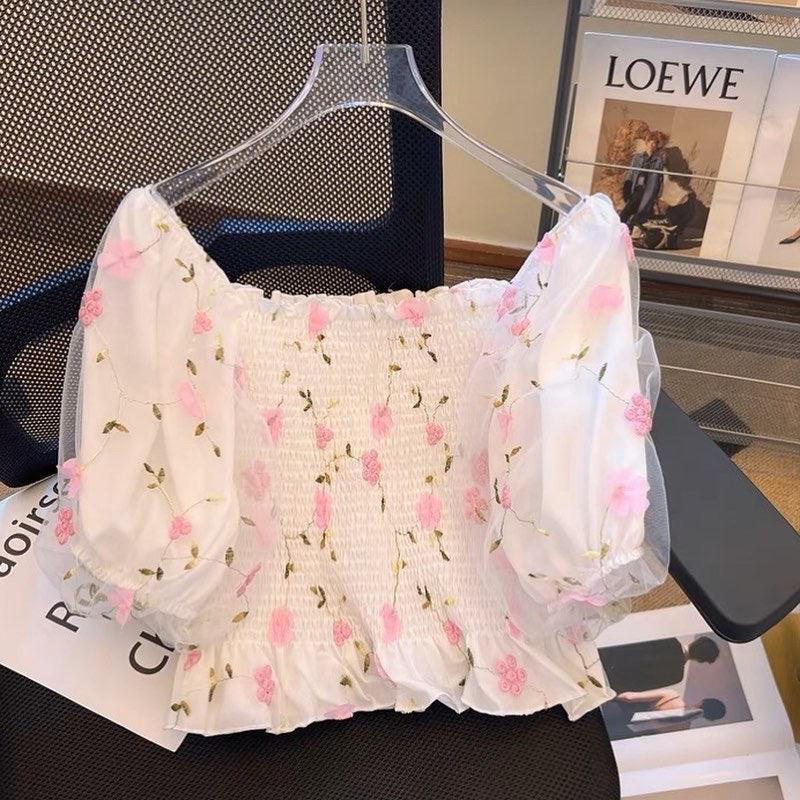 Jill Statement Floral Tops