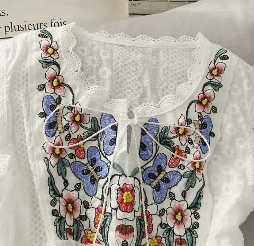 Kylie Embroidered Blouse in White