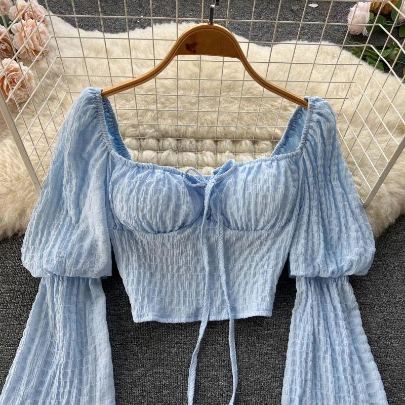 Lyra Statement Top