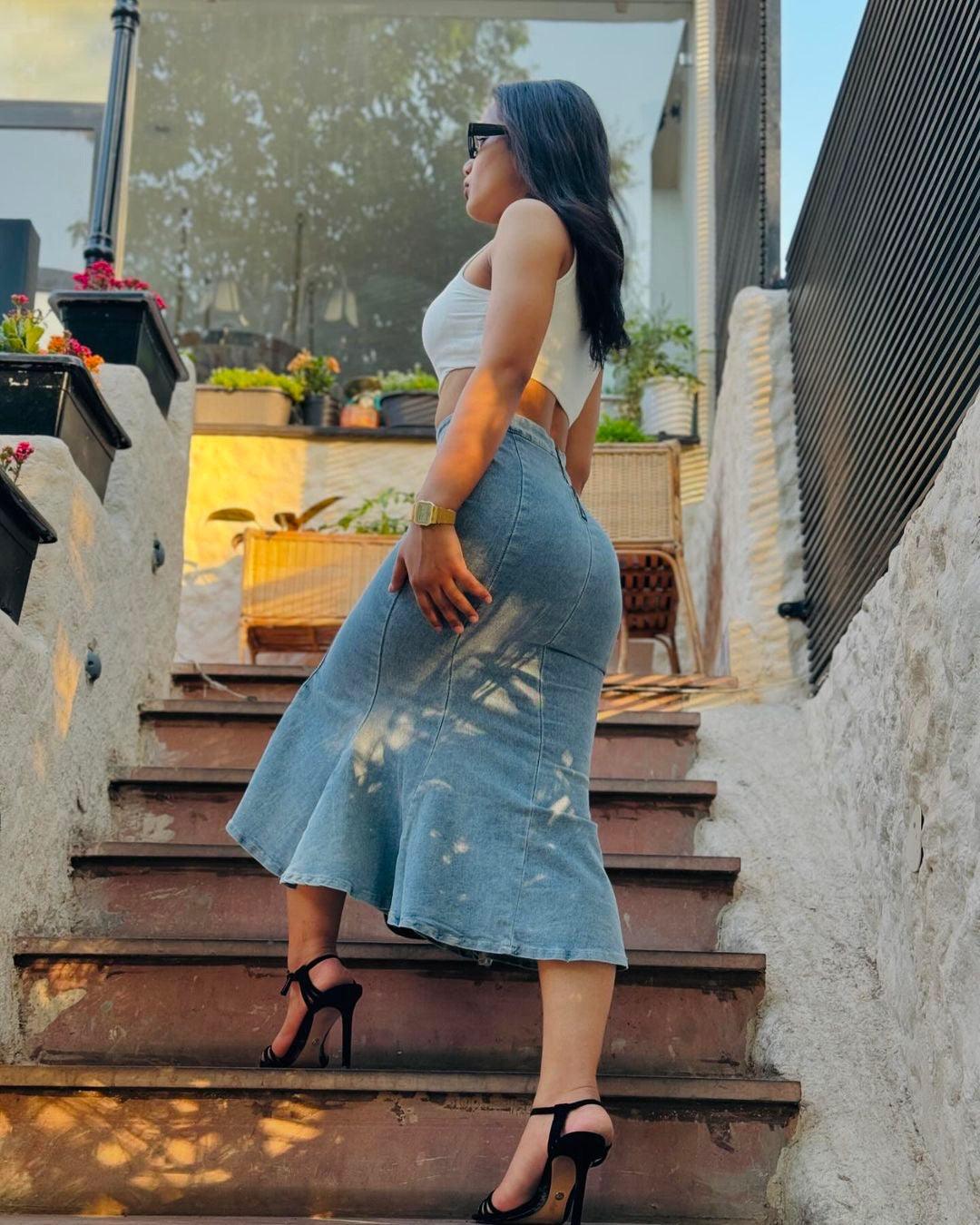 Malibu Maxi Statement Skirt In Blue