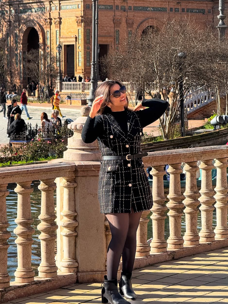 Rader Set of Top and Woolen Tweed Dress in Black