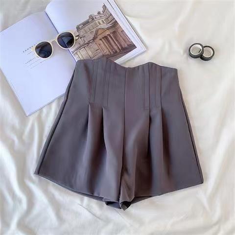 Seul Statement Shorts