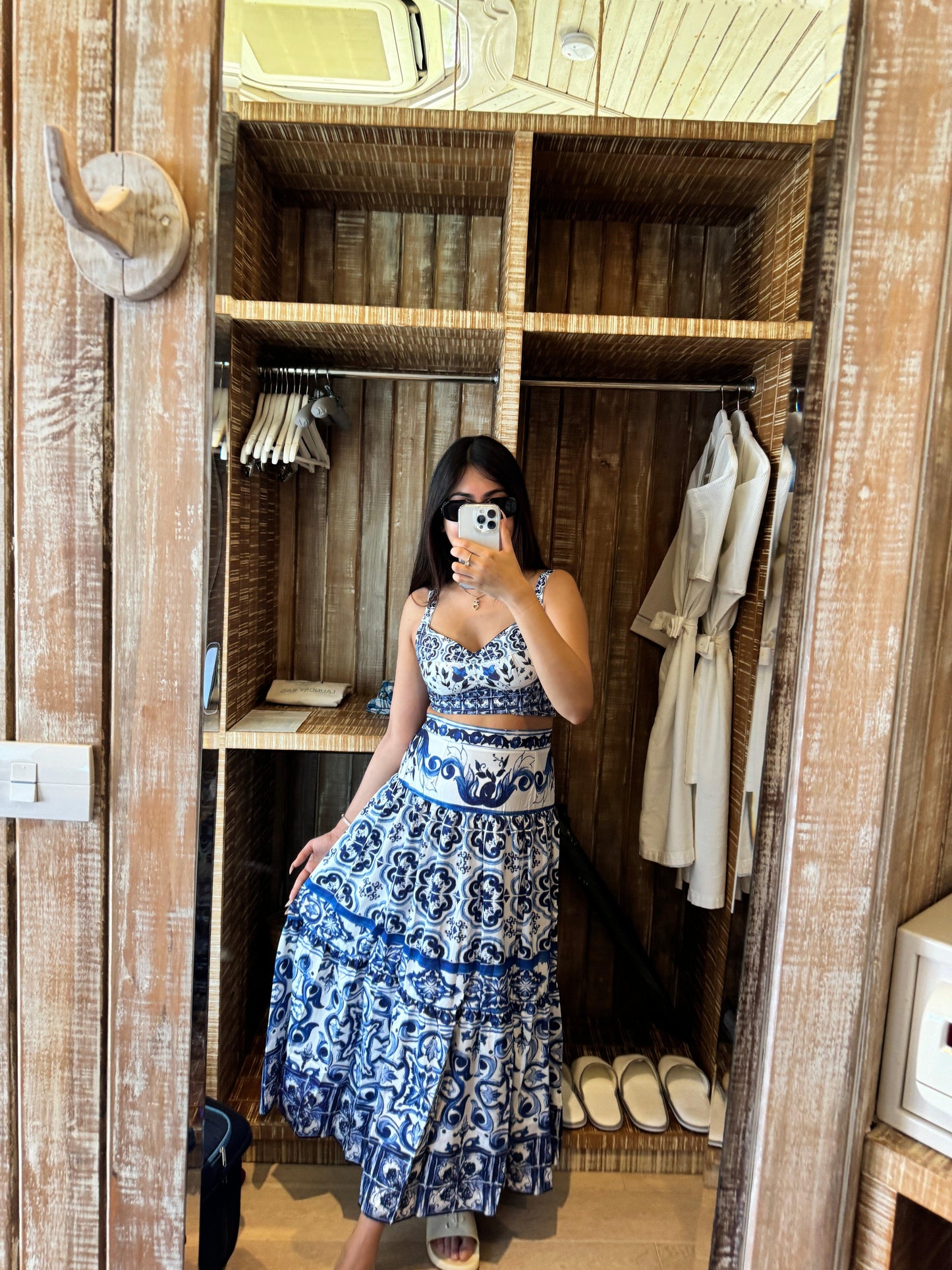Suzie Porcelain Print Luxury Coord Set In Blue