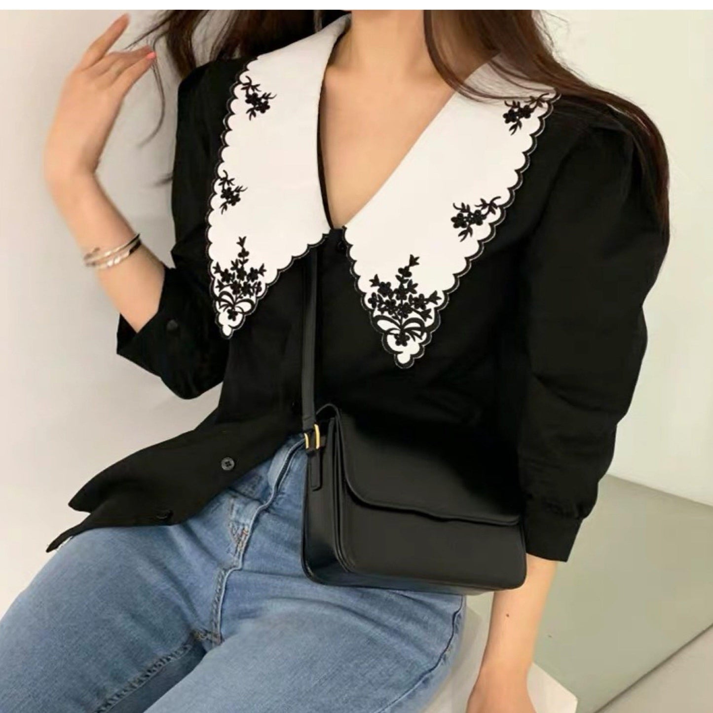 Tempa Vintage Blouse In Black