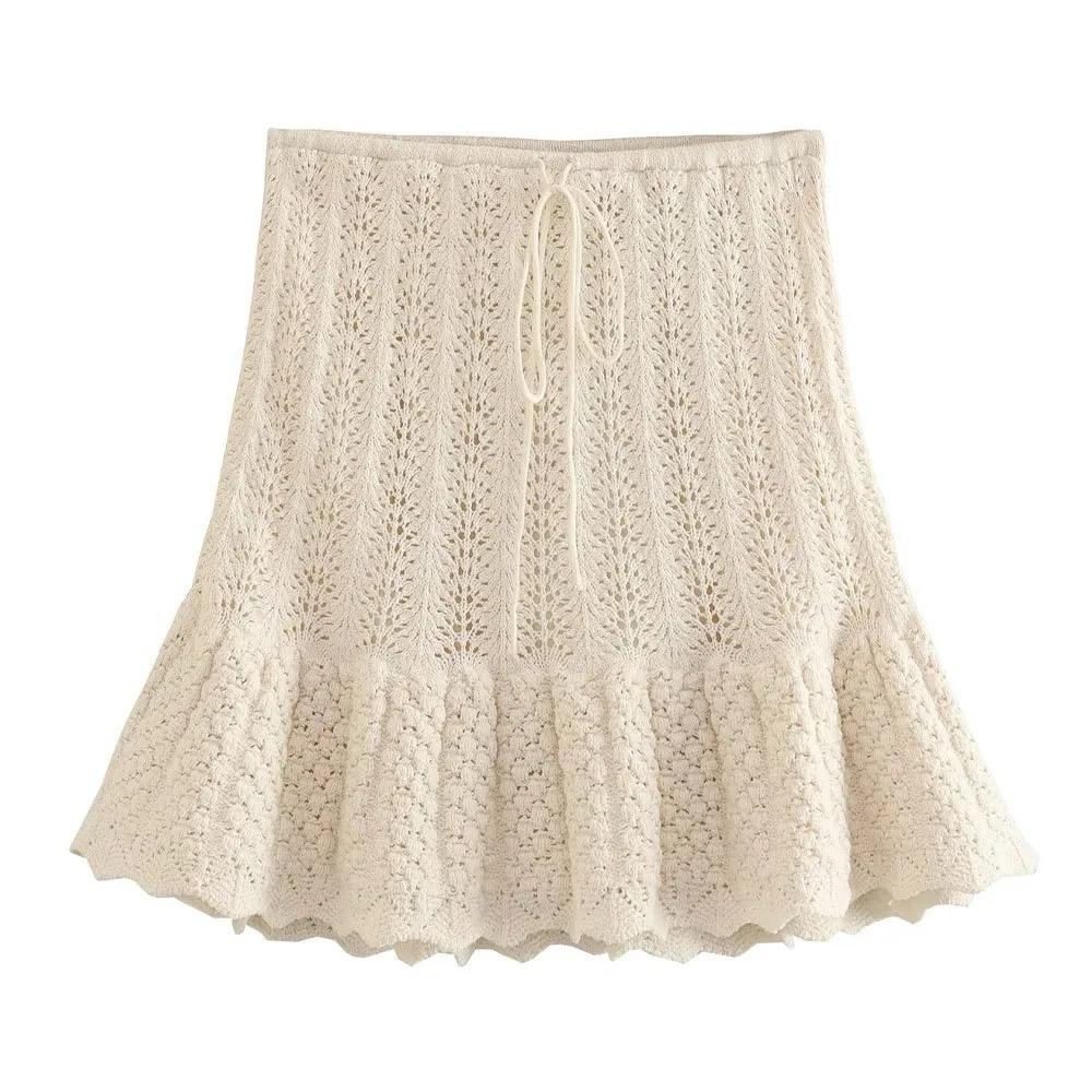 Vida Eyelet Coord set In Beige