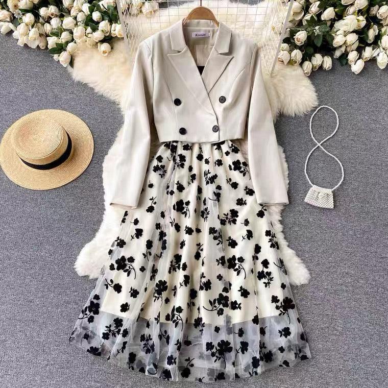 Bailey Coord Set In Beige