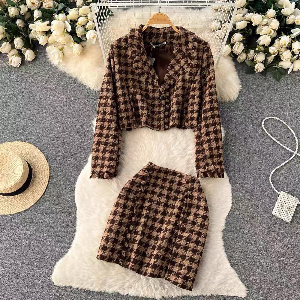 Zoey Woolen Coord Set In Brown