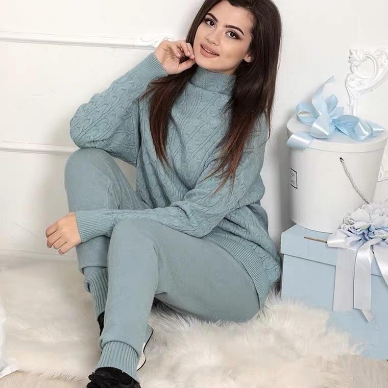Holly Winter Trackset